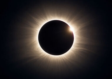 Gafas De Sol Convencionales Frente A Gafas Homologadas Iso 12312-2 Para Observar Un Eclipse Solar Con Seguridad